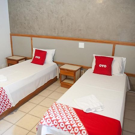 Hotel Teófilo Otoni Esterno foto