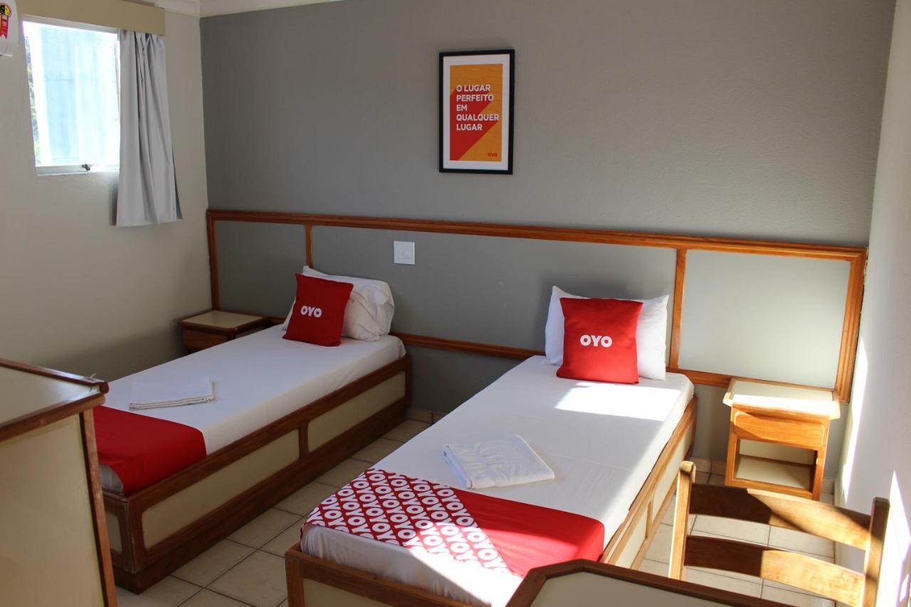 Hotel Teófilo Otoni Esterno foto