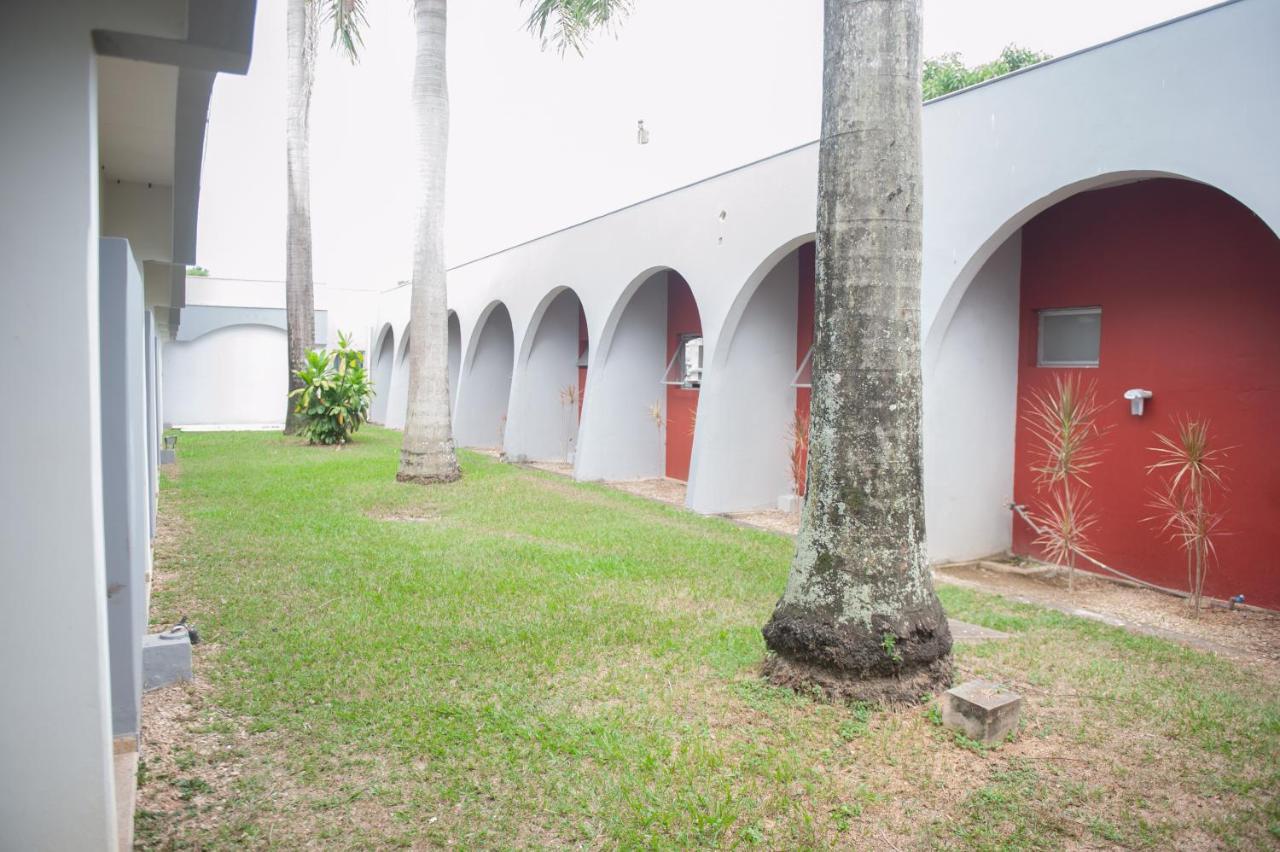 Hotel Teófilo Otoni Esterno foto